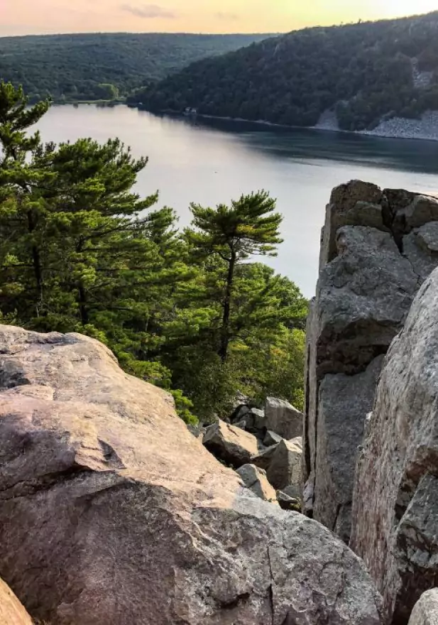 stone-formation-and-lake-view