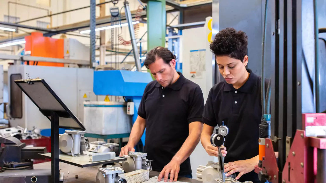 Top 4 Challenges Facing Manufacturers in 2025