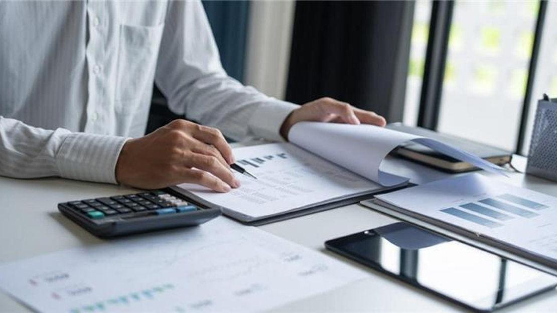 Prepare Your Business for Year-End Valuation Success