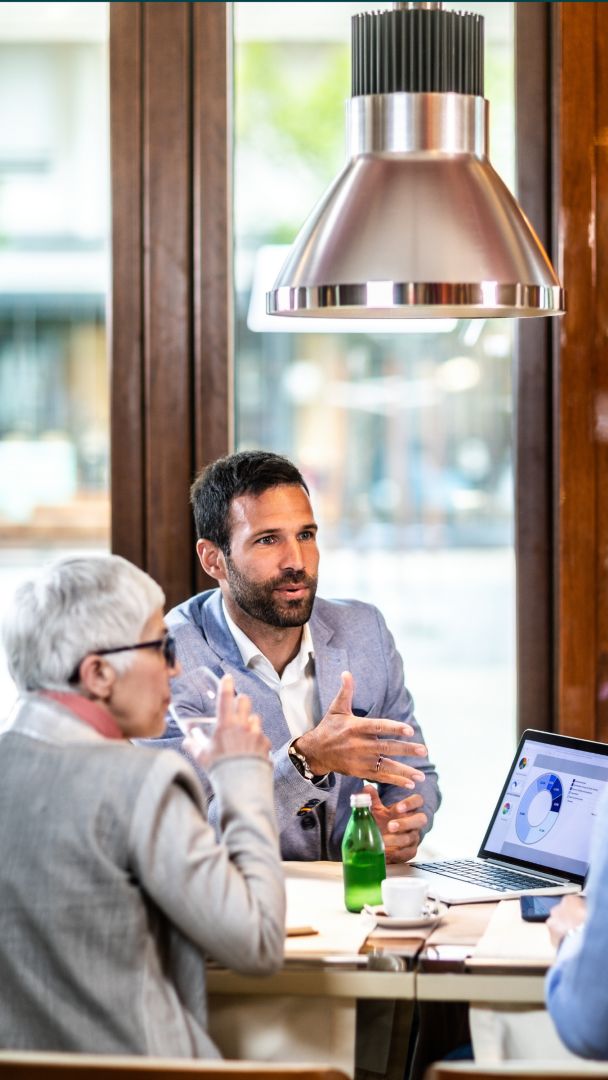 Man explaining in the Meeting
