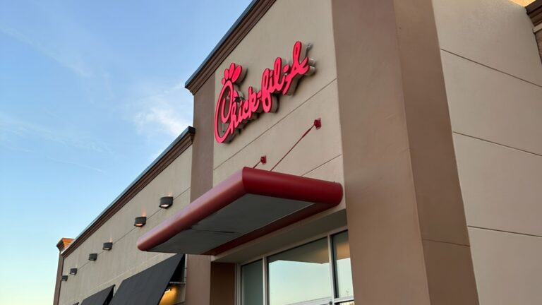 Frontview of the Chick-fil-A Restaurant